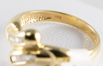 14 K Y Ring with Two Rows of Baguett Diamonds 14