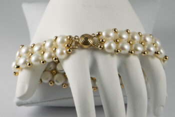 14 K Freshwater Pearl and Gold beads Bracelet 7