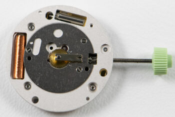 Cartier Quartz Movement 690 2