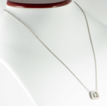 18 K White Gold Diamond Necklace Pre owned 5