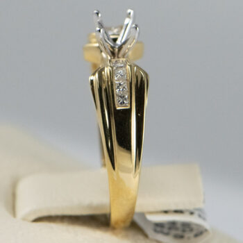 14 K Engagement Ring Mounting with Princess Cut Diamonds 7