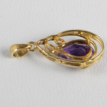 14 K Pear Shape Amethyst Pendant 10