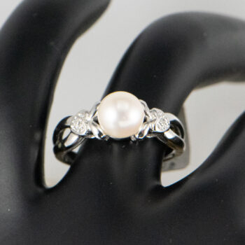 14 K White Cultured Pearl Dias Set Earr Ring 11