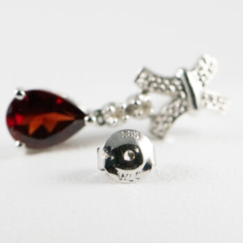 14 K White Gold Oval Garnet Earrings with Dias 16