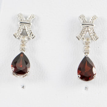 14 K White Gold Oval Garnet Earrings with Dias 7