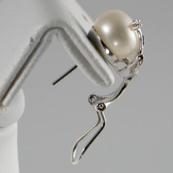 14 K White Gold Pearl And Diamond Earrings 12