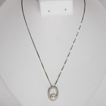 14 K White Gold Pearl Pendant with Box Chain 2