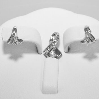 14 K White Gold set of Diamond Earrings and Pendant 4