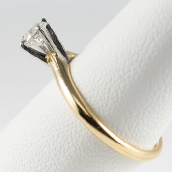 14 K Y Engagement and Platinum Diamond 10