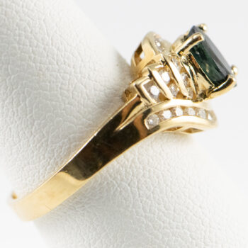 14 K Y Oval Sapphire and Dias Ring 15