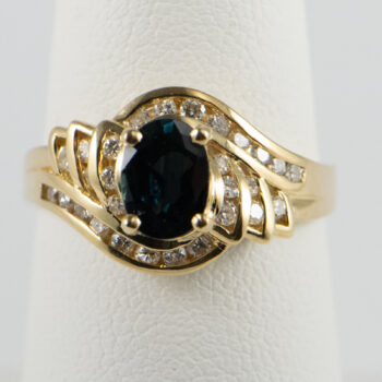 14 K Y Oval Sapphire and Dias Ring 9