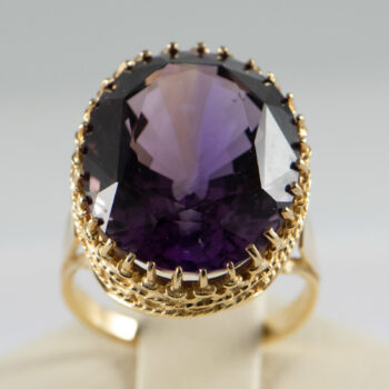14 K Y Large Oval Amethyst Lds Ring 1