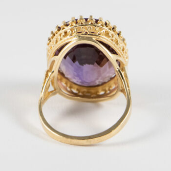 14 K Y Large Oval Amethyst Lds Ring 12