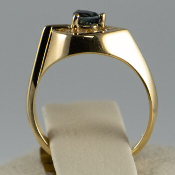 14 K Y Ring with Pear Shape Sapphire 10