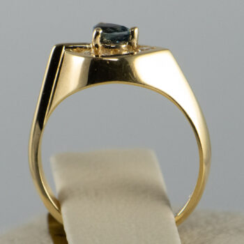 14 K Y Ring with Pear Shape Sapphire 9