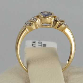 14 K Y Tanzanite and Diamond Lds Ring 10