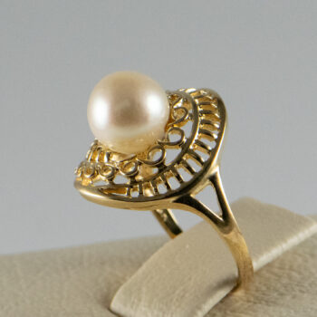 14 K Yellow Cultured Pearl R Ing 11