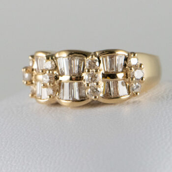14 K Yellow Ring with Baquettes and Round Diamonds 6