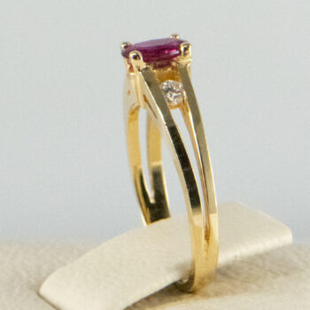 14 K Yellow Ruby Ring with 2 Diamonds 6