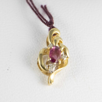 14 K Yellow gold Oval R Uby Pendant 3