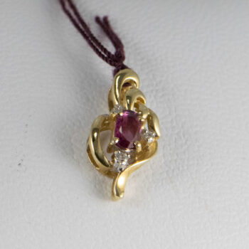 14 K Yellow gold Oval R Uby Pendant 6