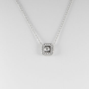 18 K White Gold Diamond Necklace Pre owned 1