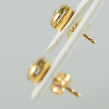 18 K Yellow Diamond Stud Earrings 11