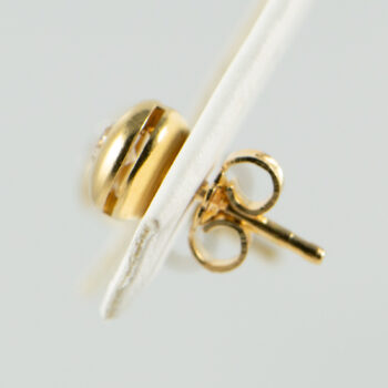 18 K Yellow Diamond Stud Earrings 12