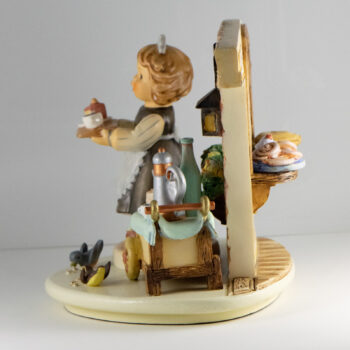M J Hummel Goebel Cafe Set Strudel Haus 11