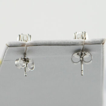 New 14 K White Gold Diamond Stud Earrings 8