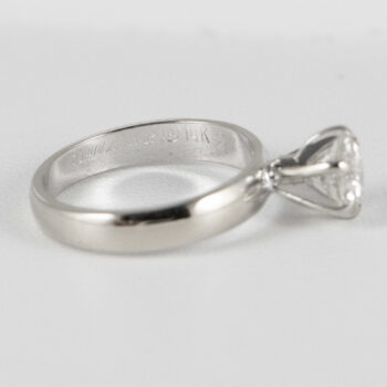 New 14 K White Gold Engagement ring with Round Diamond 85ct 10