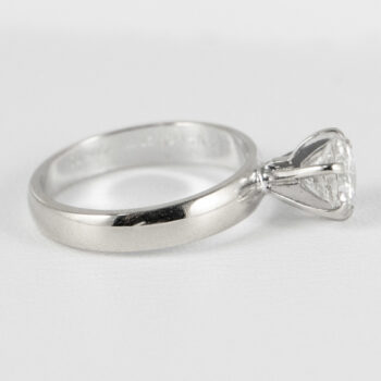 New 14 K White Gold Engagement ring with Round Diamond 85ct 12