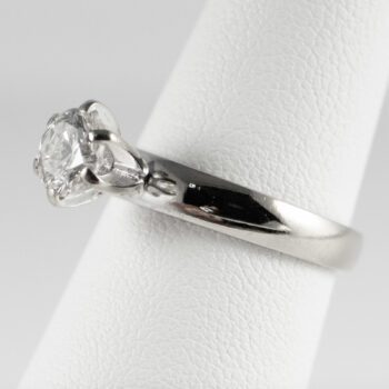 New 14 K White Gold Engagement ring with Round Diamond 85ct 3