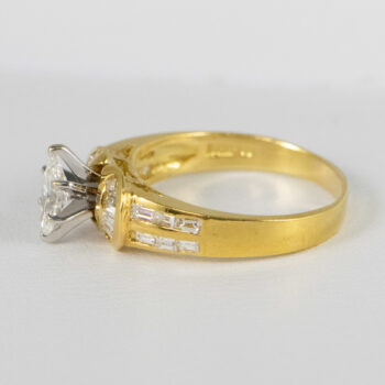 New 18 K Gold Engagement Ring Marquise Diamond and Baquettes 11