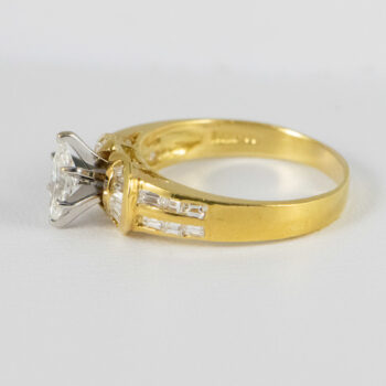 New 18 K Gold Engagement Ring Marquise Diamond and Baquettes 12