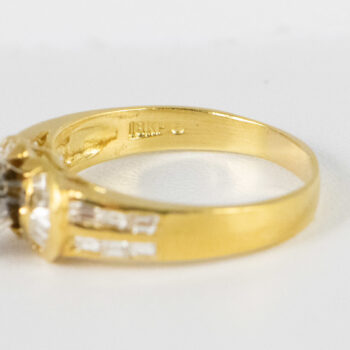 New 18 K Gold Engagement Ring Marquise Diamond and Baquettes 9
