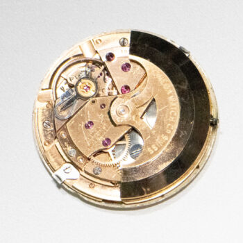 Omega 562 Movement with Dial and hands 9