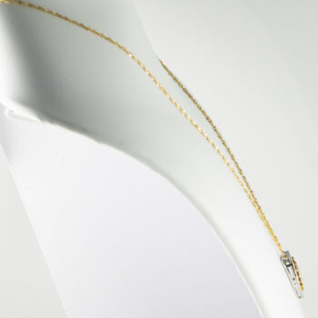Pre owned 14 K Y G Pendant with Diamonds and Serpentine Chain 5