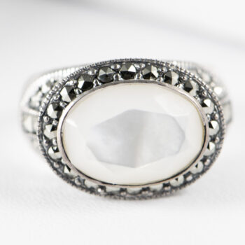 Sterling Silver 925 Ring with White Quartz Stone 9
