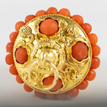 Vintage Etruscan Style 18 K Yellow Gold Coral Pendant 11