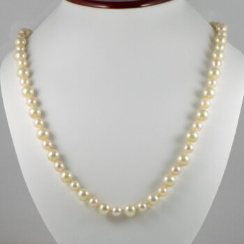 Vintage Long Cultured Pearl Necklace 2