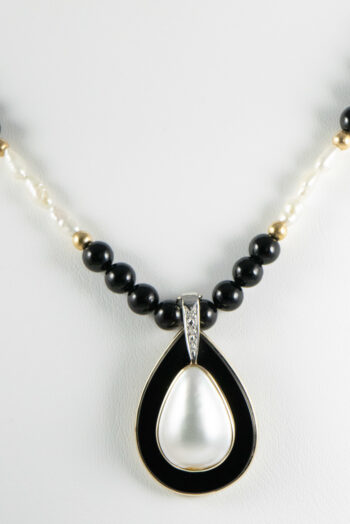 14k Onyxand Freshwater Pearls Necklace with Enhancer 7