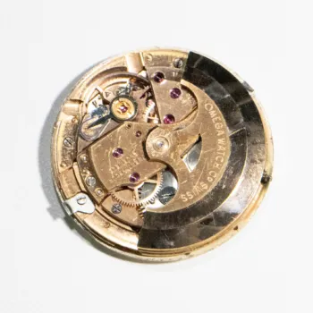 Omega 562 Movement with Dial and hands 8