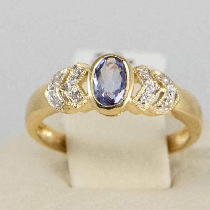14 K Y Tanzanite and Diamond Lds Ring 3