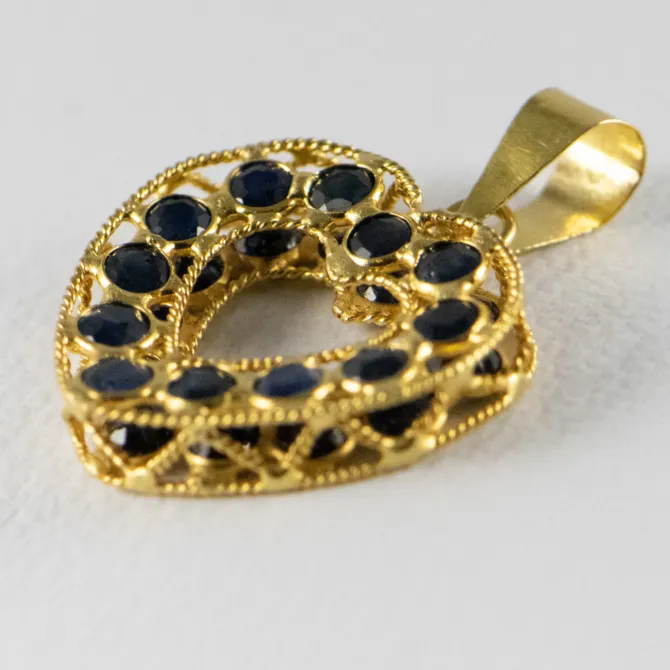 18 K Yellow G Heart Pendant with Blue Sapphires 12