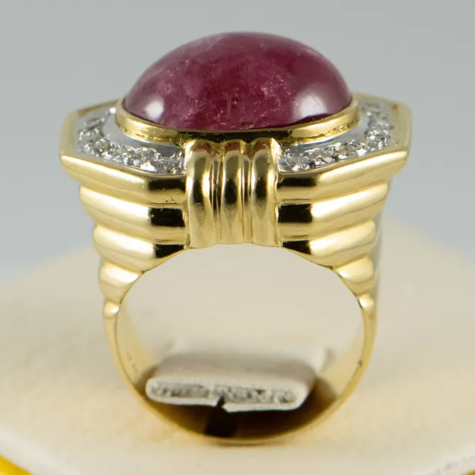 18 K Y Oval Cabuchon Ruby and Diamopnds Lds Ring 5