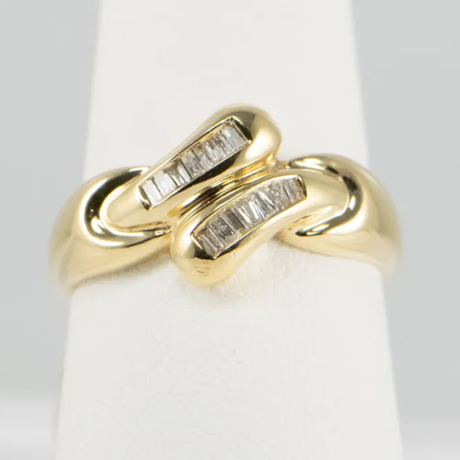 14 K Y Ring with Two Rows of Baguett Diamonds 1